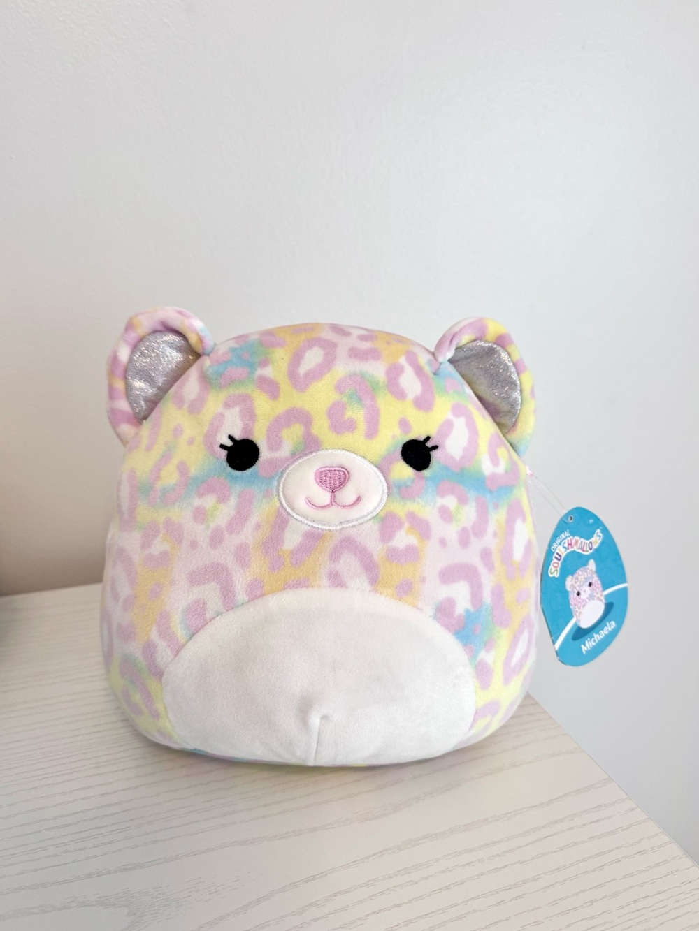 Squishmallow NWT Michaela the Leopard Plush Toy - Pastel Multicolor approx. 9 in